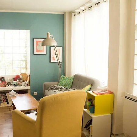 Hostnfly - Charming Appt In The District Of The Goutte D'or!